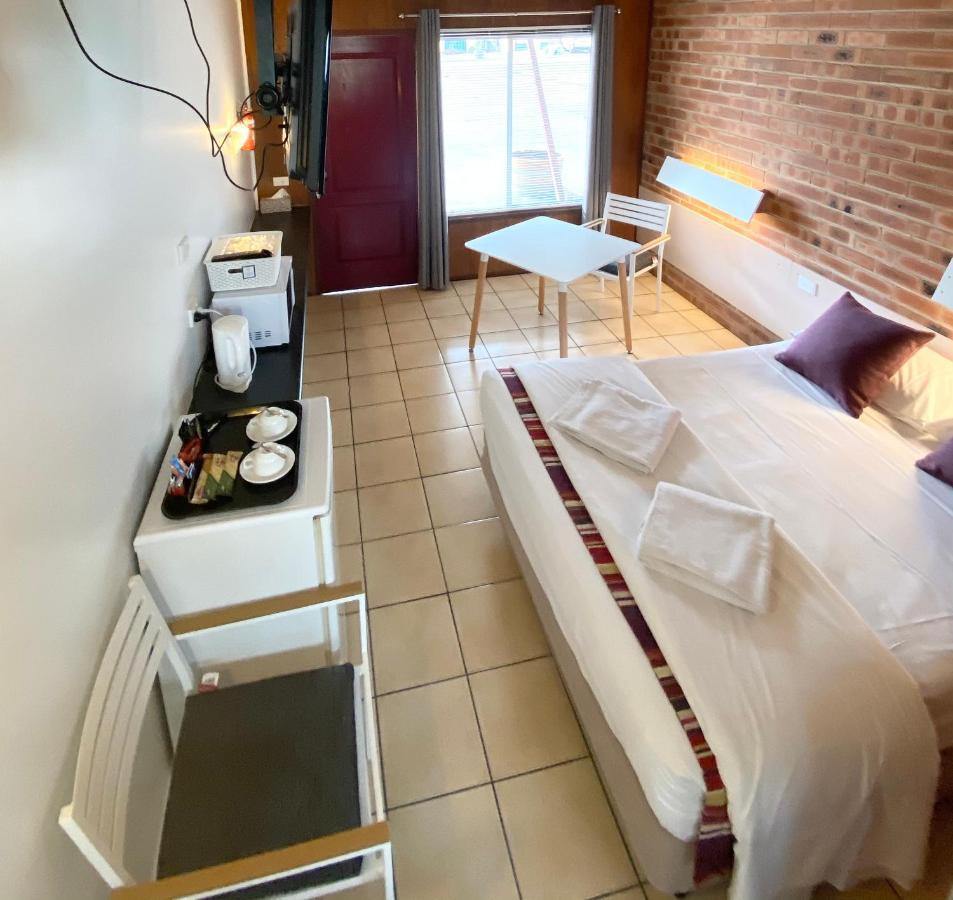 Proserpine Motor Lodge Buitenkant foto