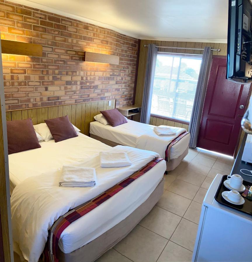 Proserpine Motor Lodge Buitenkant foto
