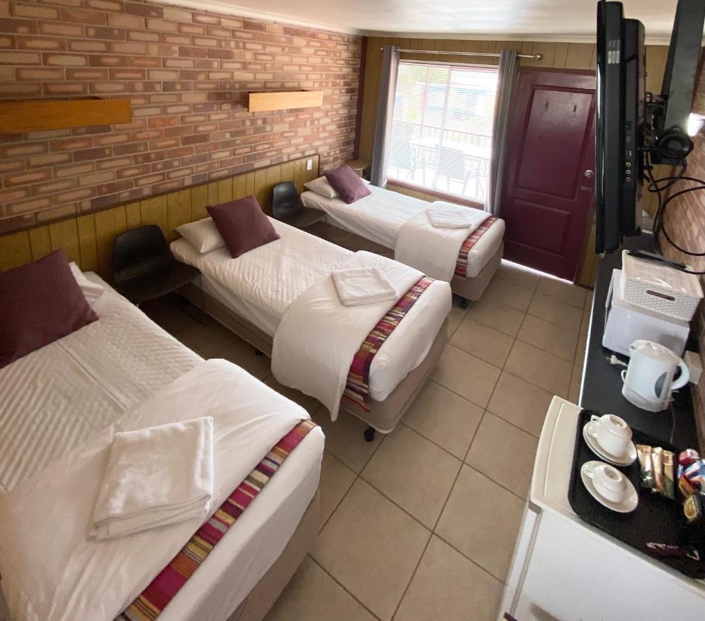 Proserpine Motor Lodge Buitenkant foto